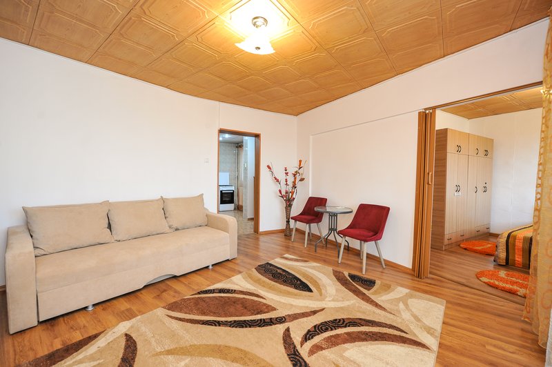 Tineretului, C.R. Motru, metrou